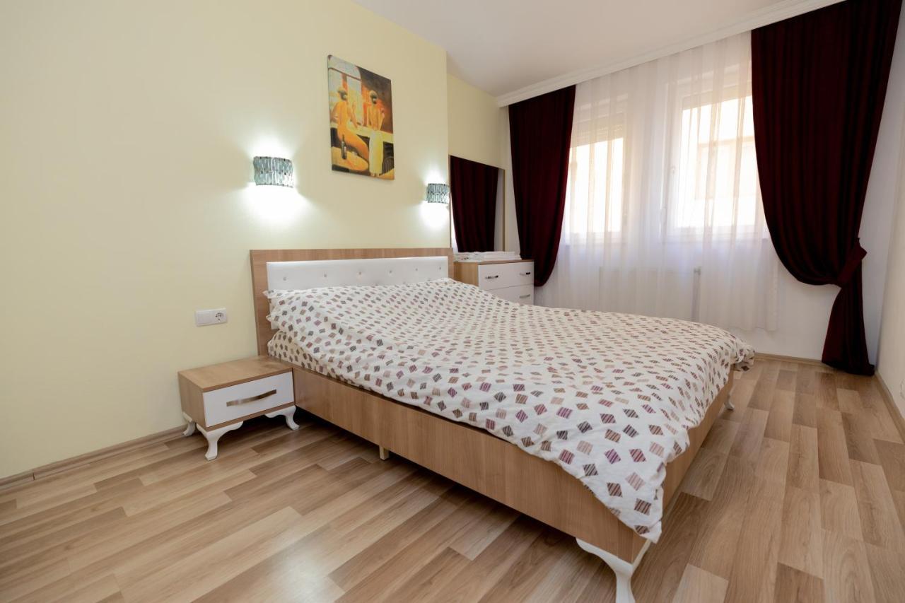 Dodona Aparthotel In Prishtina Pristina Exterior photo