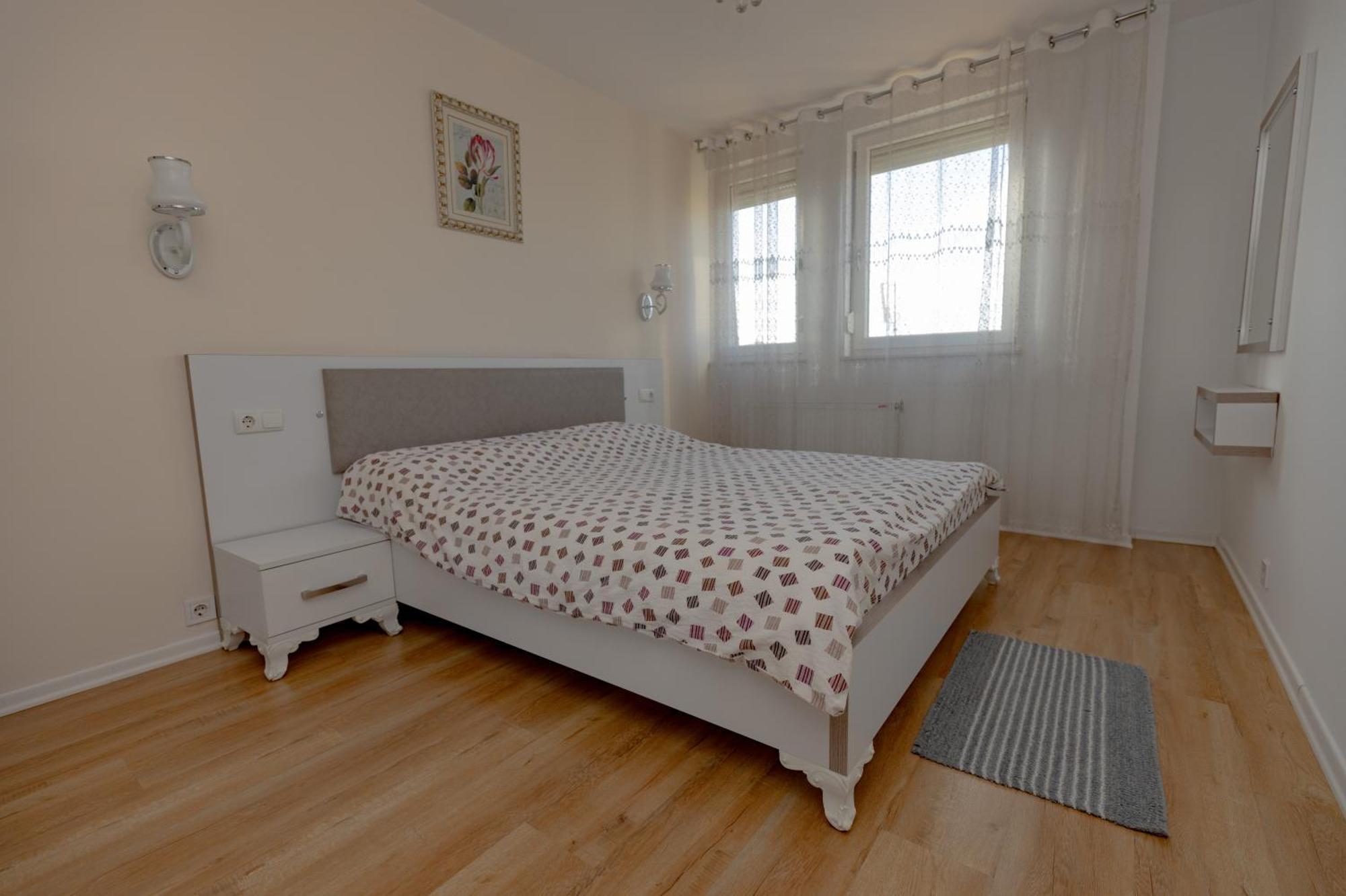 Dodona Aparthotel In Prishtina Pristina Room photo
