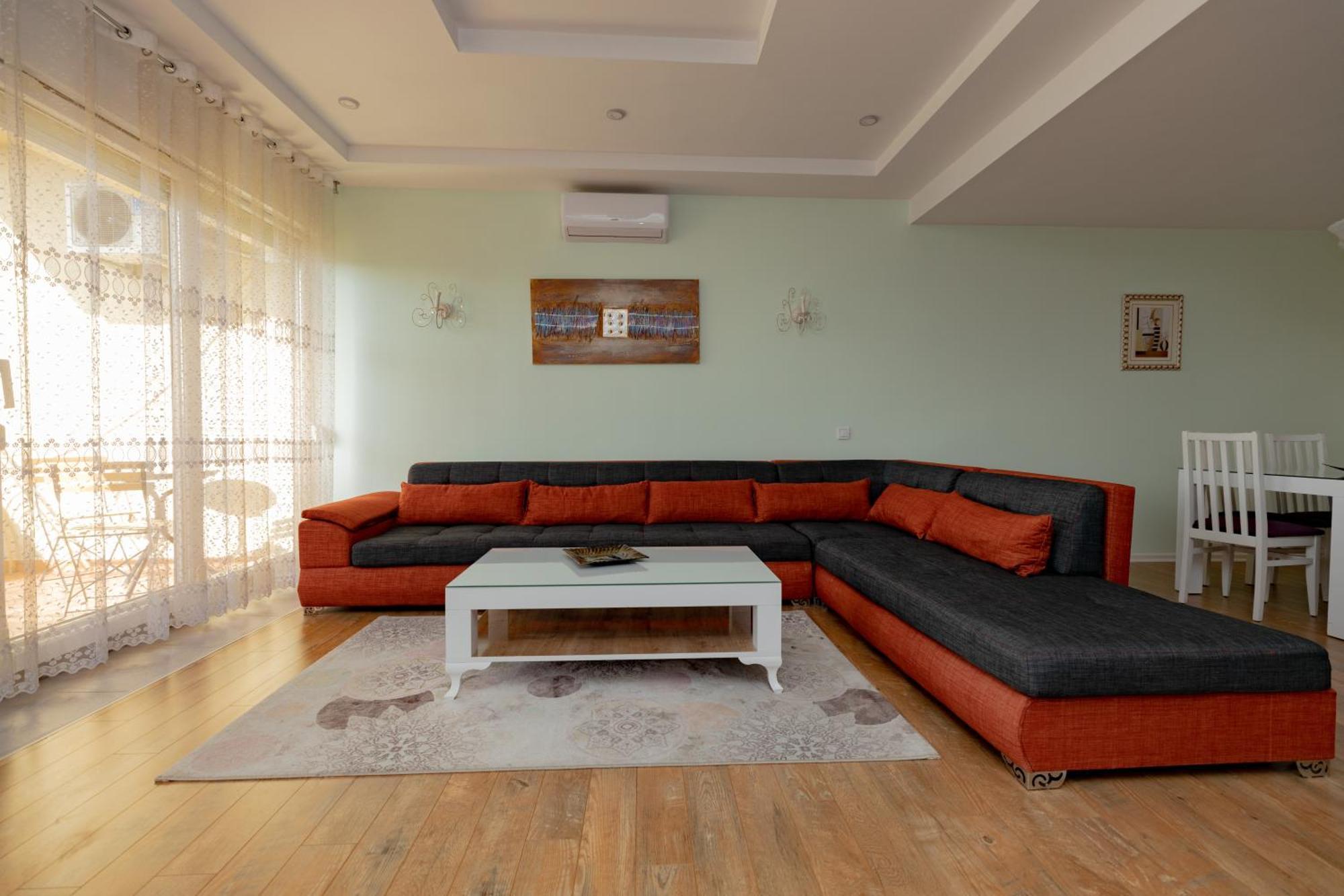 Dodona Aparthotel In Prishtina Pristina Room photo