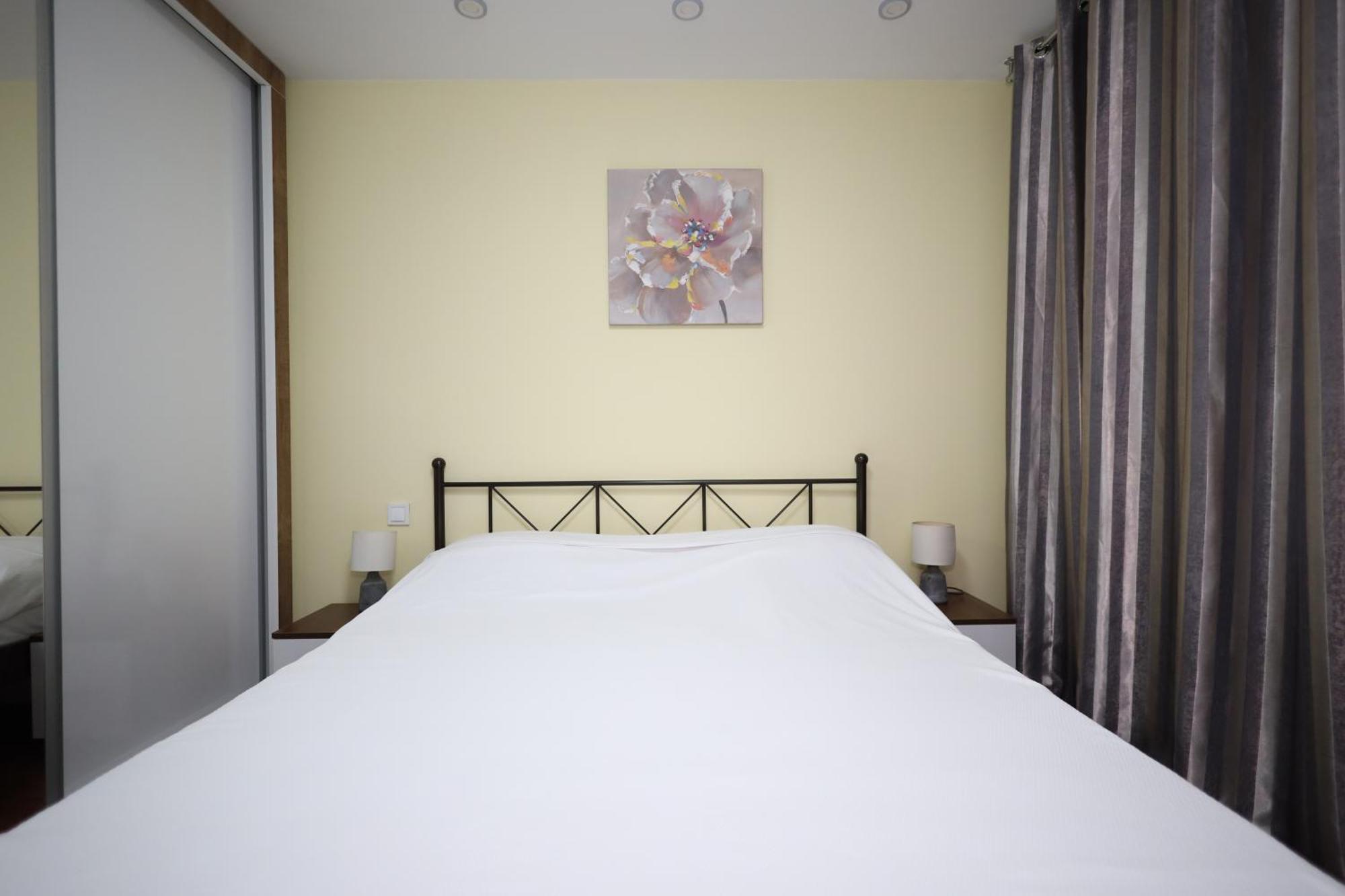 Dodona Aparthotel In Prishtina Pristina Exterior photo